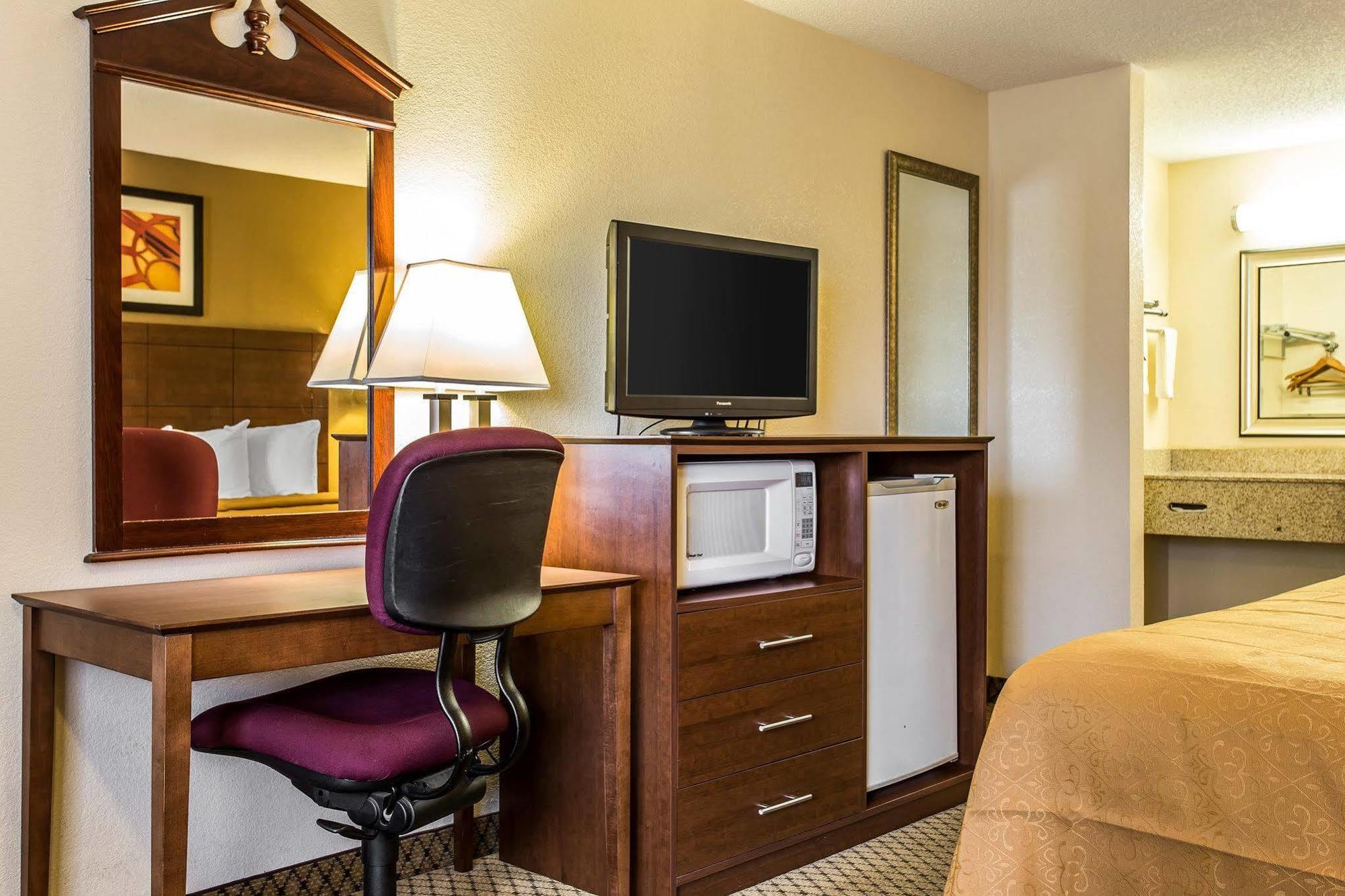 Quality Inn & Suites Morrow Atlanta South Εξωτερικό φωτογραφία