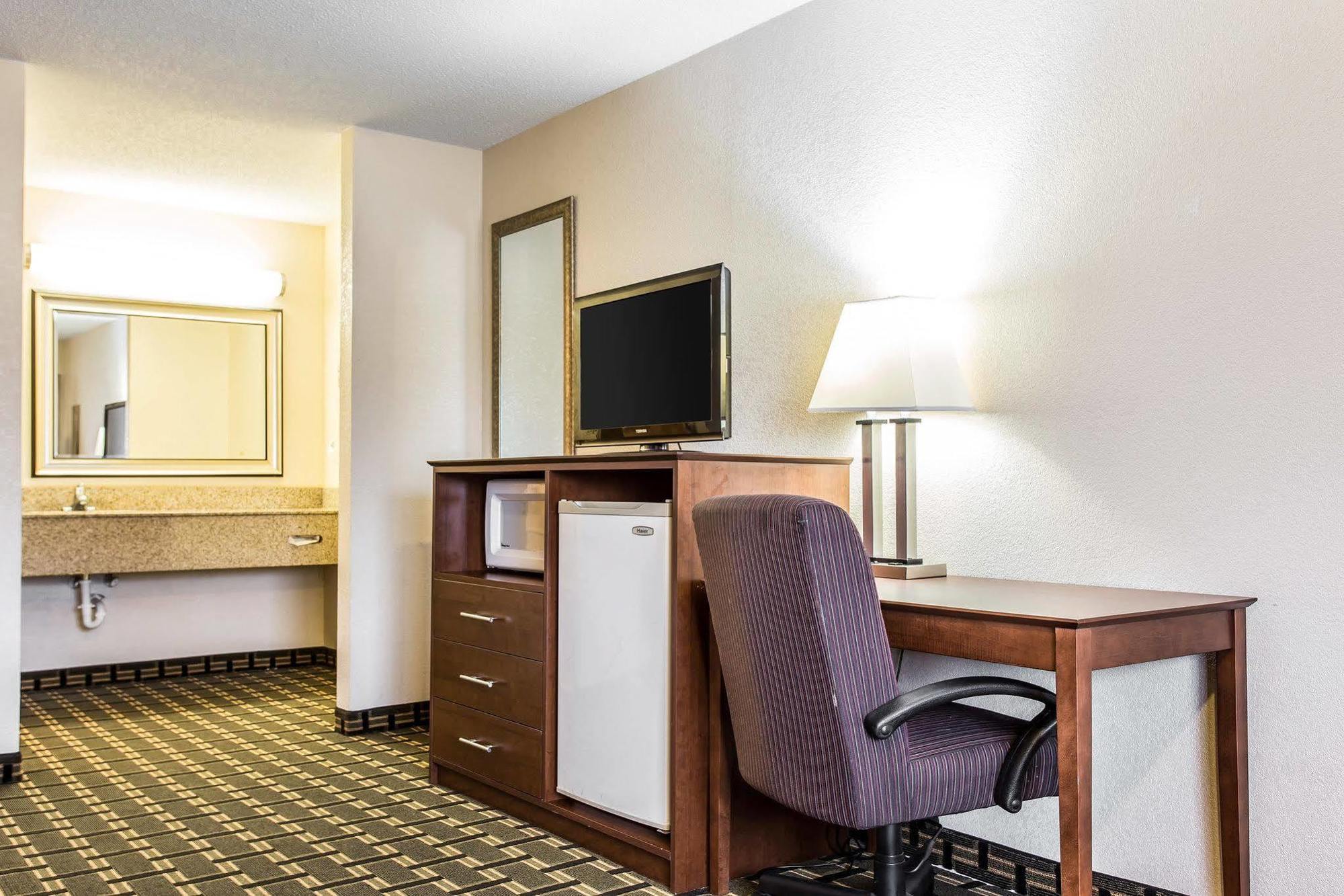 Quality Inn & Suites Morrow Atlanta South Εξωτερικό φωτογραφία