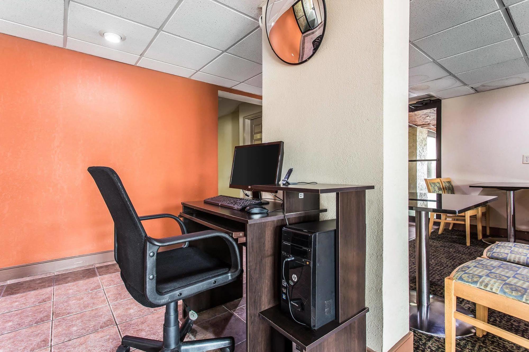 Quality Inn & Suites Morrow Atlanta South Εξωτερικό φωτογραφία